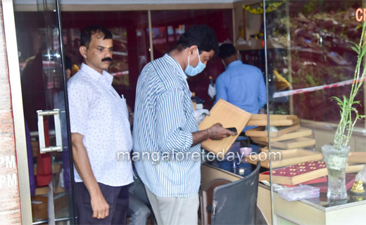 Aruna Jeweller